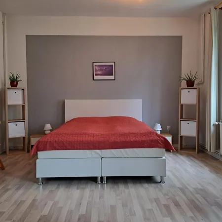 Strandferienwohnung Am Scharmuetzelsee Diensdorf-Radlow