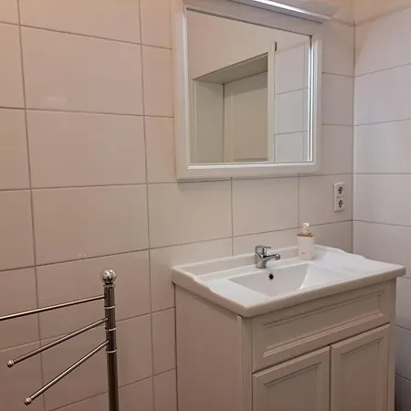 Strandferienwohnung Am Scharmuetzelsee 迪恩道夫拉罗